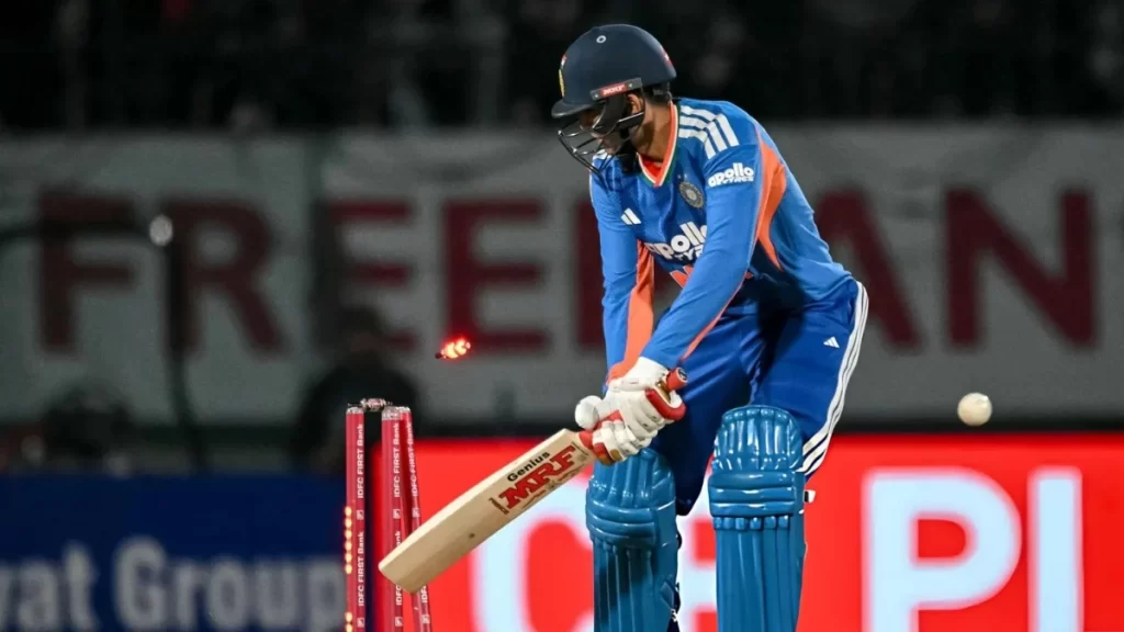 IND vs SA 2025: Ashwin Flags Tough Call on Shubman Gill After Dharamsala Failure Ashwin Flags Tough Call on Shubman Gill After Dharamsala Failure